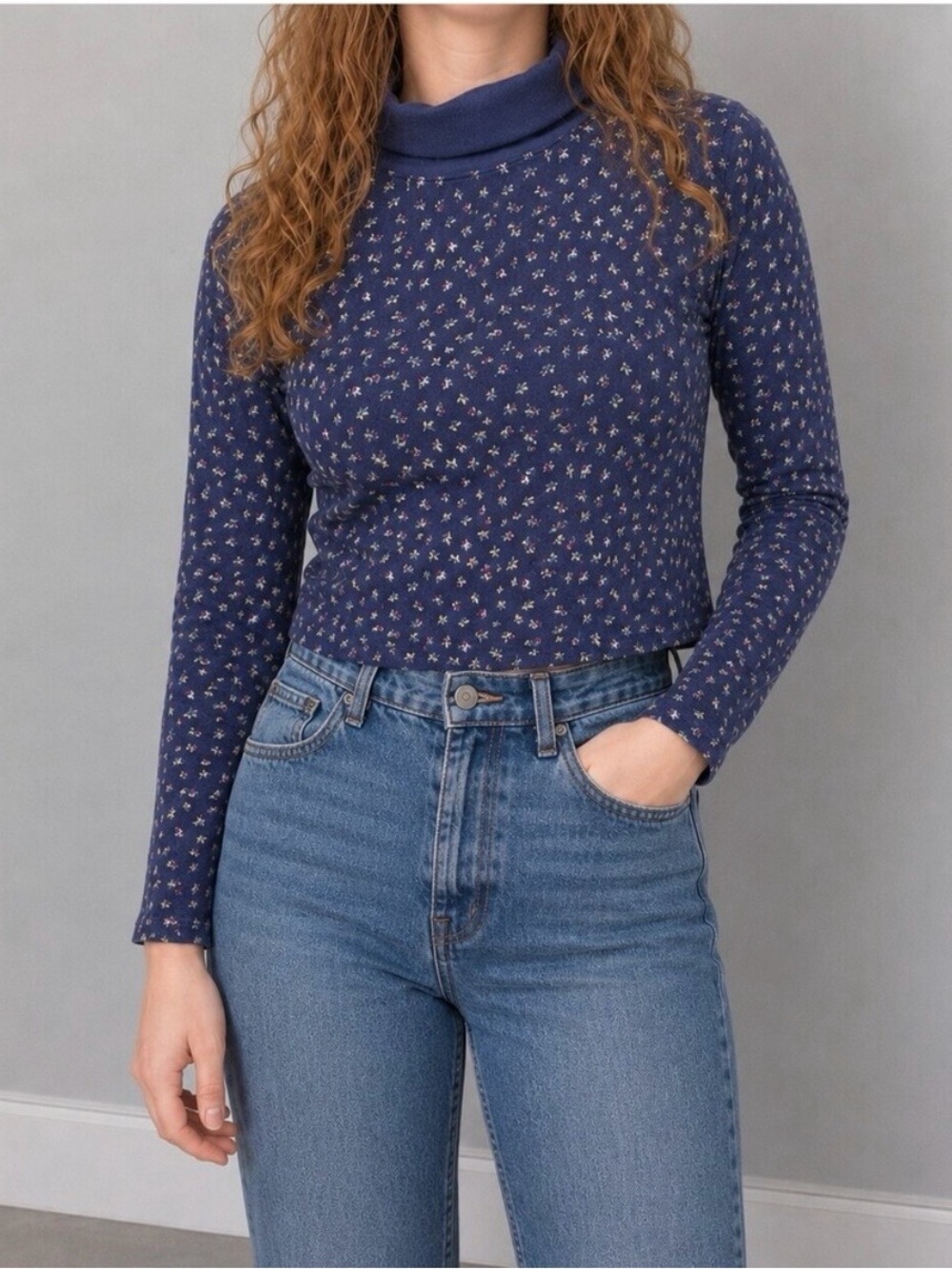 GH Bass & Co Vintage Blue Floral Sweater Womens Medium 8
